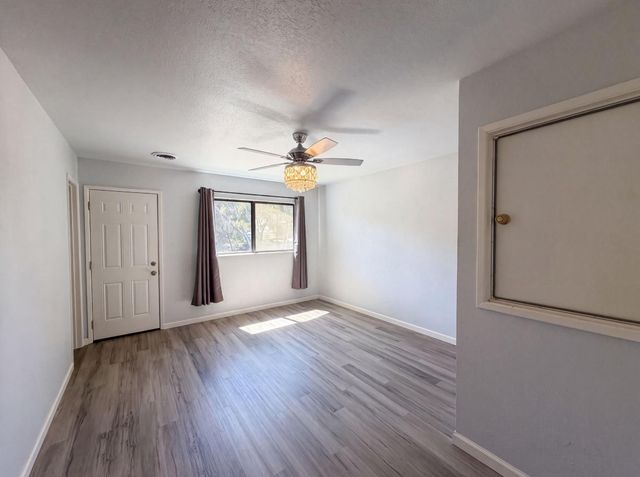 23944 Oakmont Way, Auburn, CA 95602