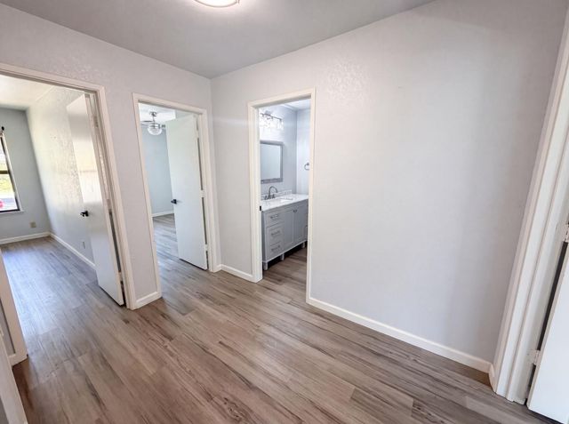 23944 Oakmont Way, Auburn, CA 95602