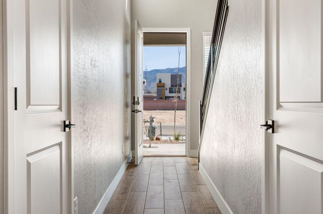 4424 Wymont Circle NE, Albuquerque, NM 87109