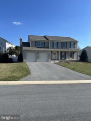 725 HESS CT, Westminster, MD 21157