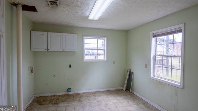 113 Pine Circle, Lagrange, GA 30241