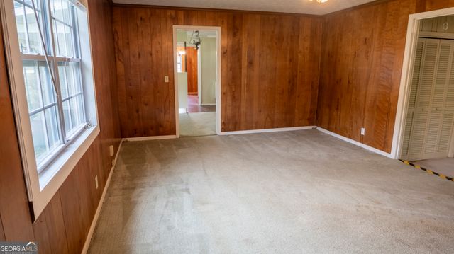 113 Pine Circle, Lagrange, GA 30241