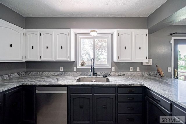 2090 S Heather Lane, Ammon, ID 83406