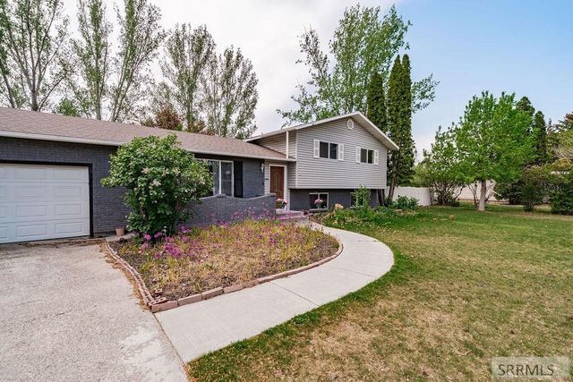 2090 S Heather Lane, Ammon, ID 83406