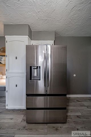 2090 S Heather Lane, Ammon, ID 83406