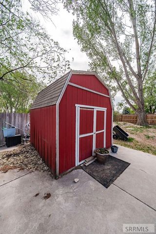 2090 S Heather Lane, Ammon, ID 83406