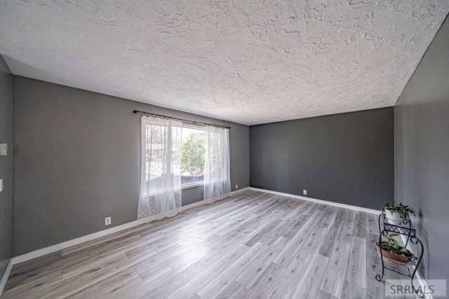 2090 S Heather Lane, Ammon, ID 83406