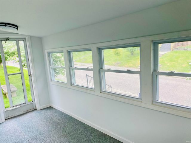 912 N Maple Street, Bloomington, IN 47404