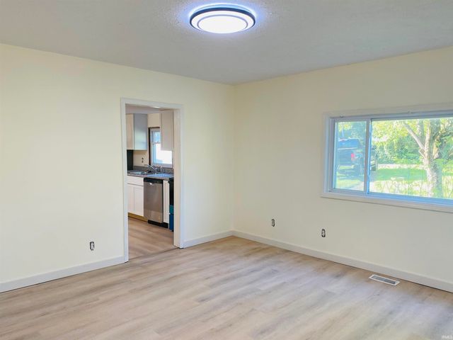 912 N Maple Street, Bloomington, IN 47404