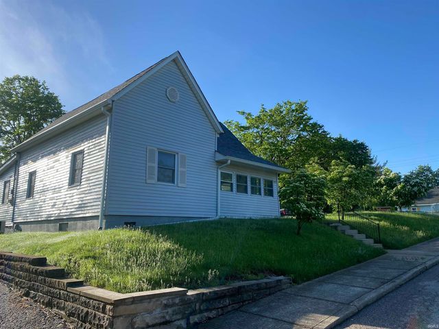 912 N Maple Street, Bloomington, IN 47404