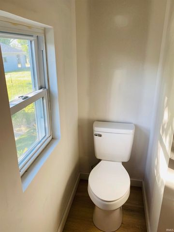 912 N Maple Street, Bloomington, IN 47404