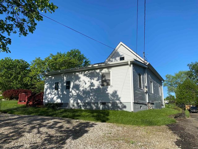 912 N Maple Street, Bloomington, IN 47404