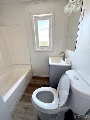 7 Bennett Village, Buffalo, NY 14214