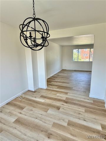 7 Bennett Village, Buffalo, NY 14214