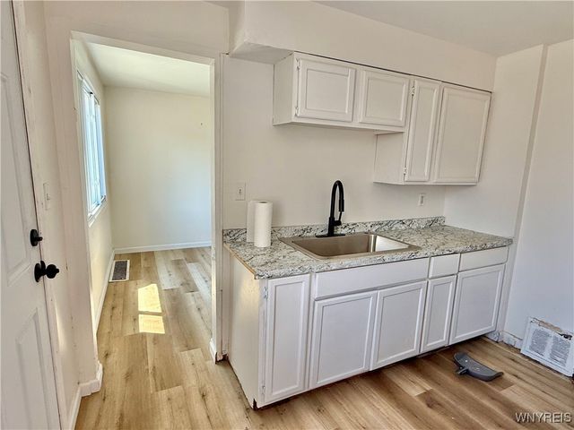 7 Bennett Village, Buffalo, NY 14214