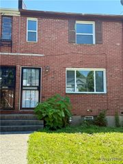 7 Bennett Village, Buffalo, NY 14214