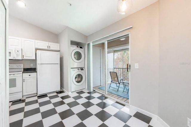 120 RESERVE CIRCLE 208, Oviedo, FL 32765