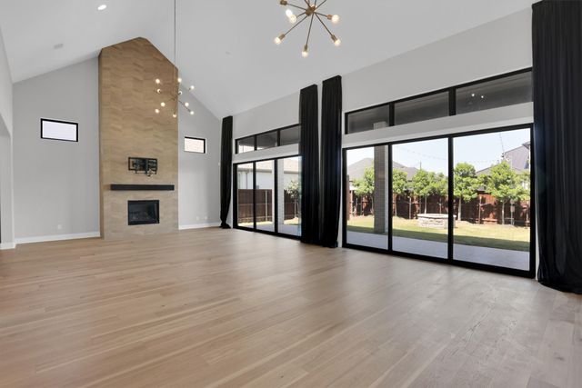 1719 Silver Marten Trail, Arlington, TX 76005