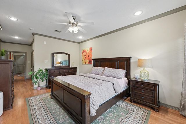 4648 Cornish Street, Houston, TX 77007