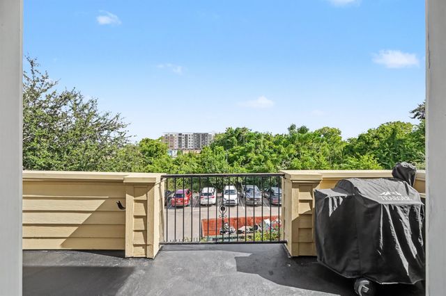 4648 Cornish Street, Houston, TX 77007