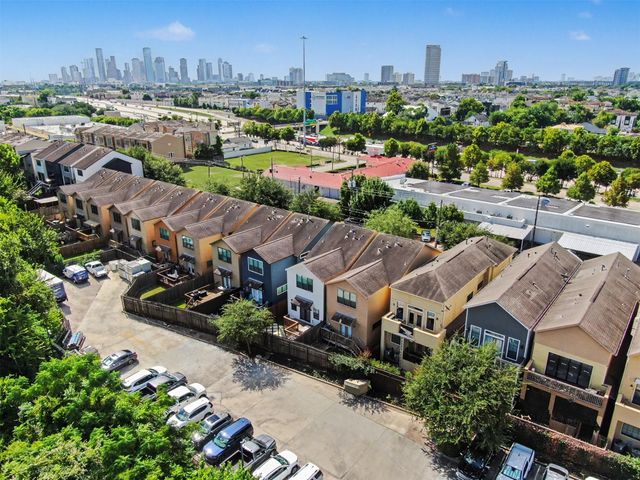 4648 Cornish Street, Houston, TX 77007