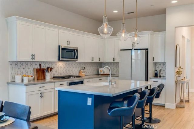 3703 Rock Garden Lane, San Luis Obispo, CA 93401