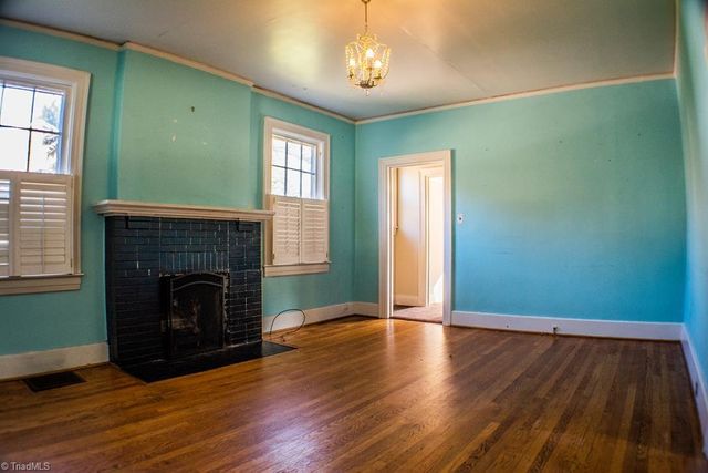 617 Gales Avenue, Winston-salem, NC 27103