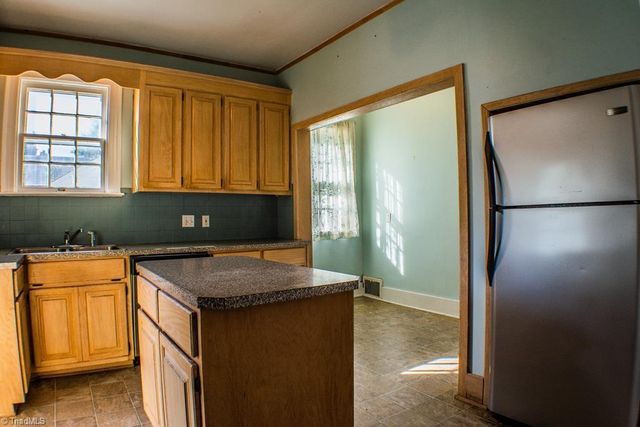 617 Gales Avenue, Winston-salem, NC 27103