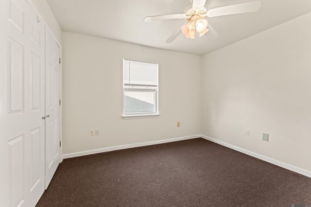 370 Cedar Ln, Ponchatoula, LA 70454