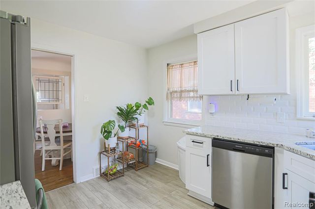 18441 Frazho Road, Roseville, MI 48066