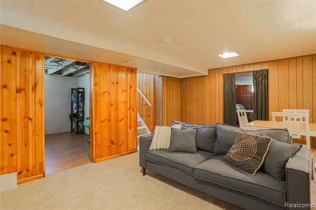 18441 Frazho Road, Roseville, MI 48066