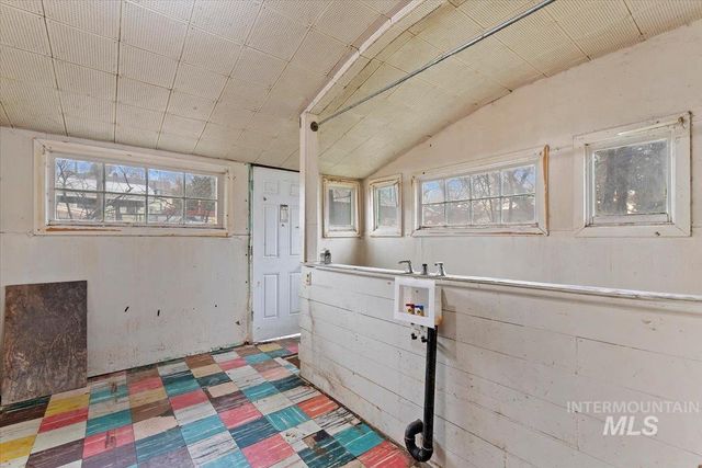 2114 N 9th St, Boise, ID 83702