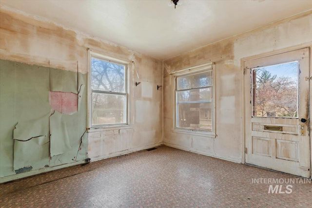 2114 N 9th St, Boise, ID 83702