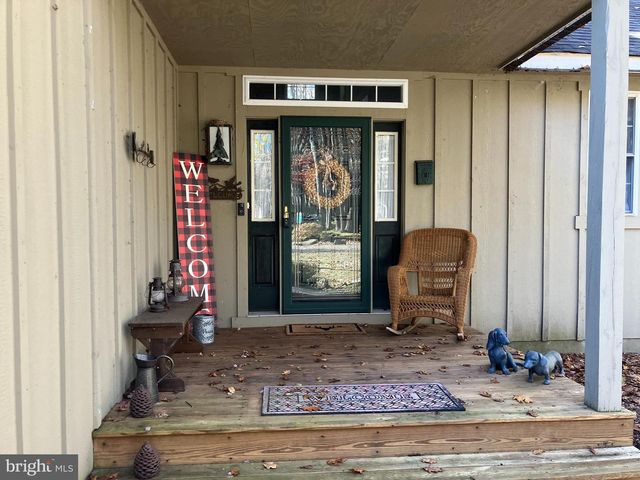 408 GENTIAN LN, Pocono Pines, PA 18350