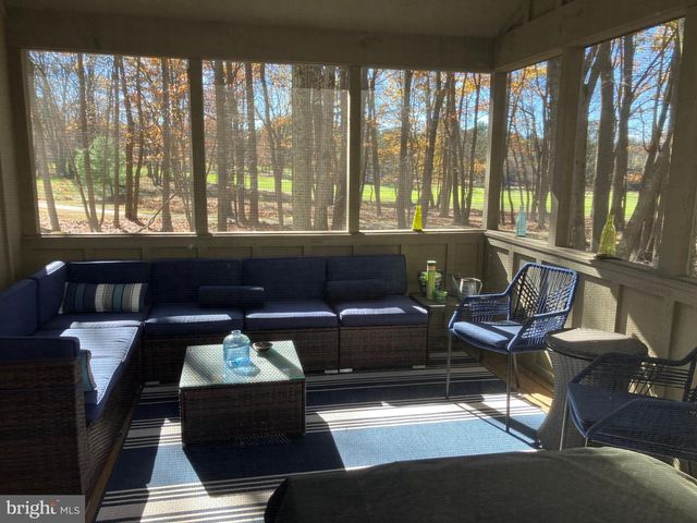 408 GENTIAN LN, Pocono Pines, PA 18350