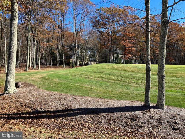 408 GENTIAN LN, Pocono Pines, PA 18350