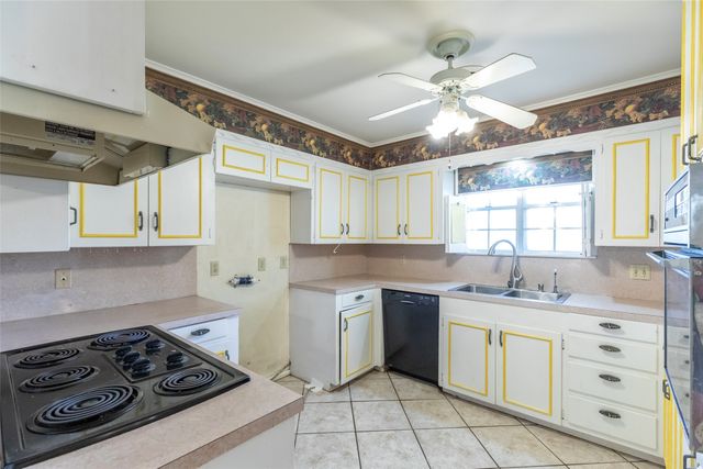 2102 Woodridge Drive, Abilene, TX 79605