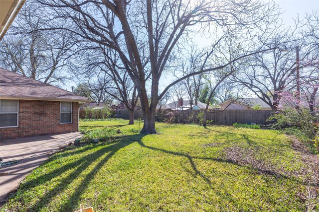 2102 Woodridge Drive, Abilene, TX 79605