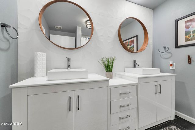 2041 E Alameda Drive, Tempe, AZ 85282