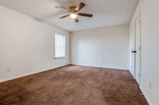 1122 Mazourka Drive, Arlington, TX 76001