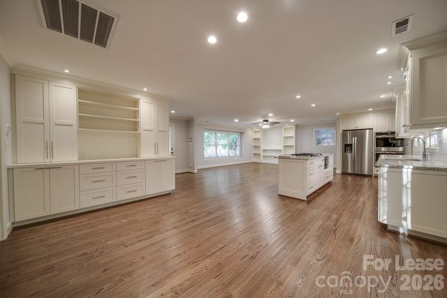 6700 Castlegate Drive, Charlotte, NC 28226