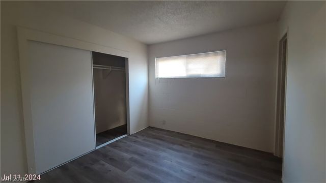 2937 Stewart Avenue 2, Las Vegas, NV 89101