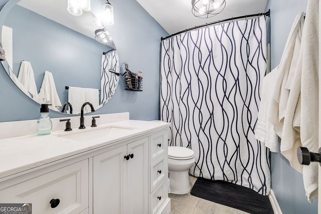 197 Oak Pointe Drive, Richmond Hill, GA 31324