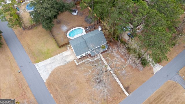 197 Oak Pointe Drive, Richmond Hill, GA 31324