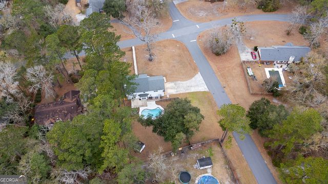 197 Oak Pointe Drive, Richmond Hill, GA 31324