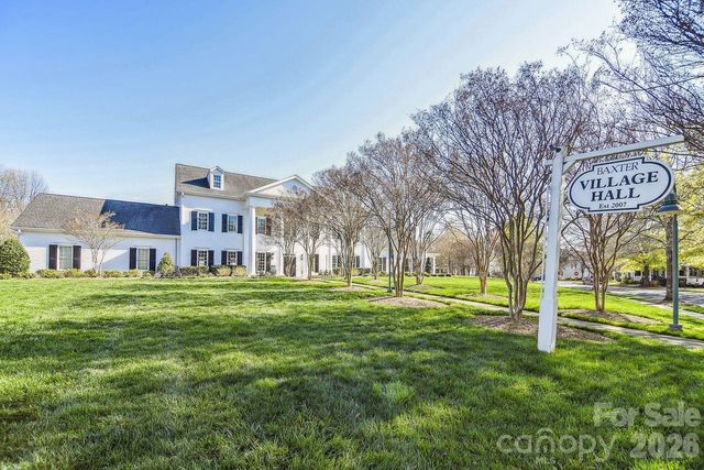 624 District Court, Fort Mill, SC 29708