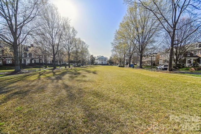 624 District Court, Fort Mill, SC 29708