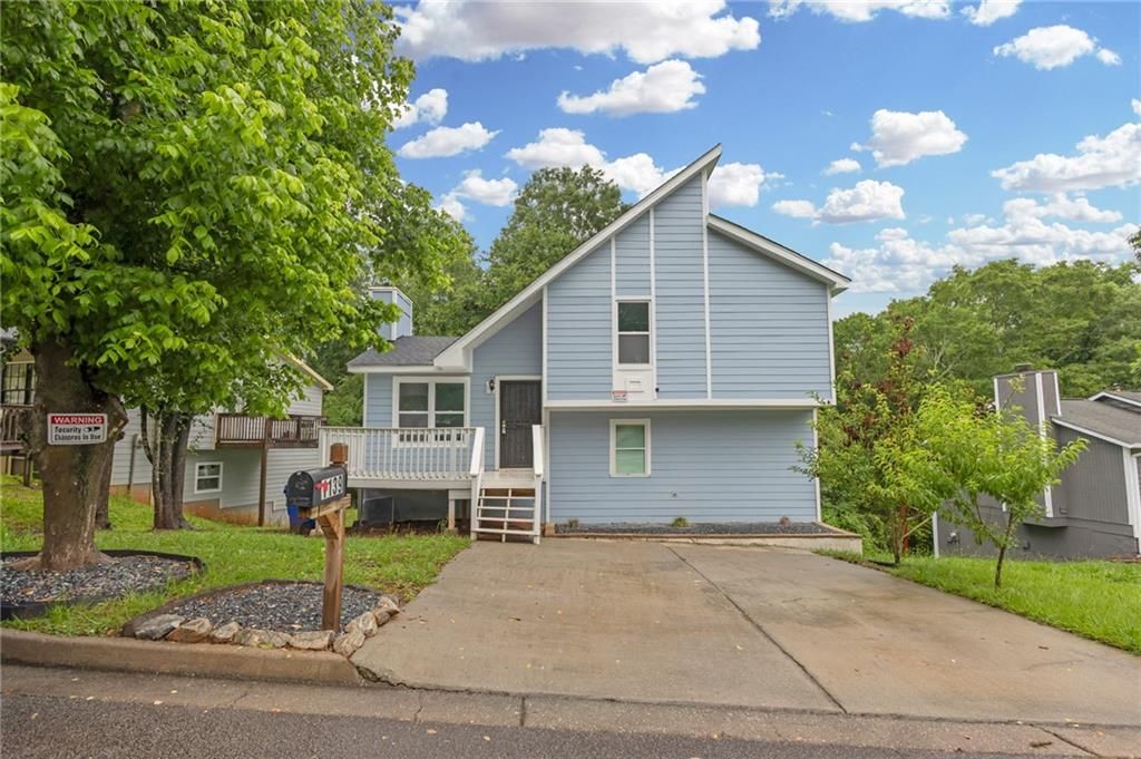 1139 Mainstreet Valley Drive, Stone Mountain, GA 30088