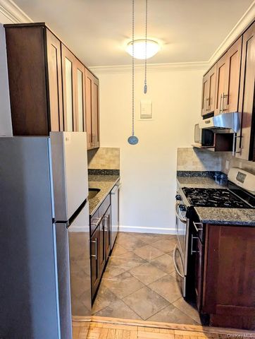 71-36 110 Street 4A, Forest Hills, NY 11375