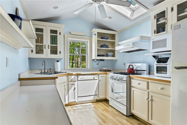 246 Old Forge Road, Warwick, RI 02818